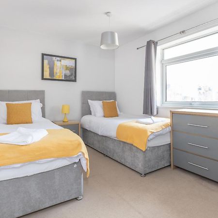 Апартаменты Opp B'Ham - Freshly Refurbished Walls And Carpets! Big Savings Booking 7 Days Or More! Marston Green Экстерьер фото